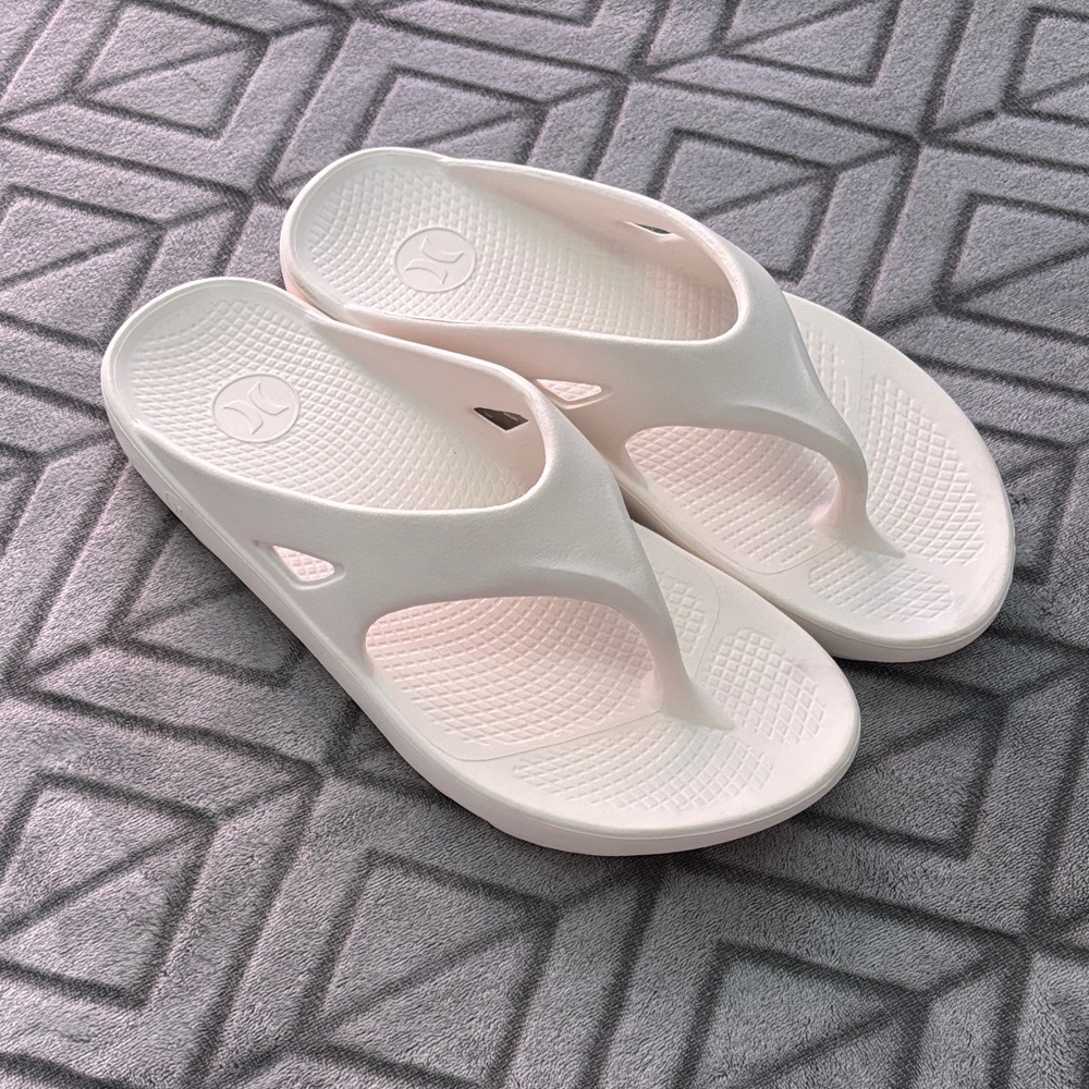 Hurley Men's White Flip-Flops